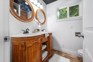 185 E South Weber Dr, South Weber, UT 84405 - Photo 24