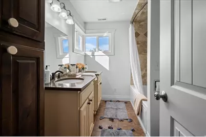185 E South Weber Dr, South Weber, UT 84405 - Photo 28