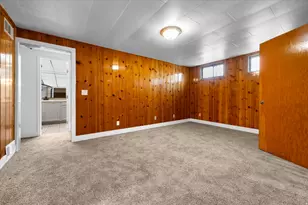 185 E South Weber Dr, South Weber, UT 84405 - Photo 32