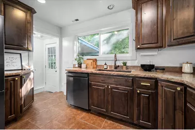 185 E South Weber Dr, South Weber, UT 84405 - Photo 18