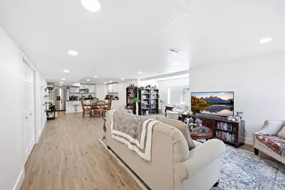 100 E Gilbert Peak Way, Eagle Mountain, UT 84005 - Photo 10