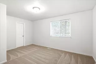 449 W 200 N, Bountiful, UT 84010 - Photo 16
