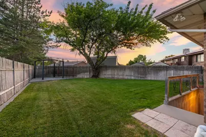 4840 S Quailstone Cir, Taylorsville, UT 84118 - Photo 2