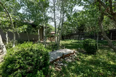 2916 E Cardiff Rd, Cottonwood Heights, UT 84121 - Photo 6