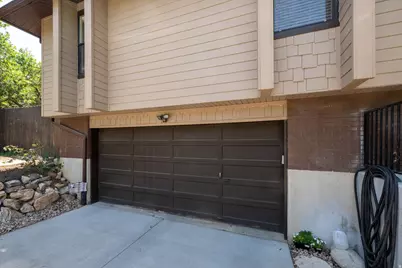 2916 E Cardiff Rd, Cottonwood Heights, UT 84121 - Photo 2