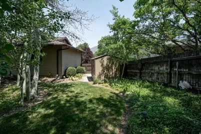 2916 E Cardiff Rd, Cottonwood Heights, UT 84121 - Photo 8