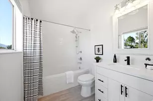1174 W Matthews Way, Riverton, UT 84065 - Photo 32