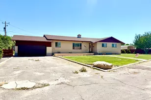 241 W 250 S, Vernal, UT 84078 - Photo 38
