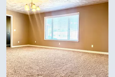 241 W 250 S, Vernal, UT 84078 - Photo 6