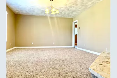 241 W 250 S, Vernal, UT 84078 - Photo 4