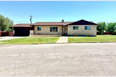 241 W 250 S, Vernal, UT 84078 - Photo 1