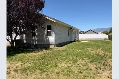 587 W 2400 Ln S, Perry, UT 84302 - Photo 6