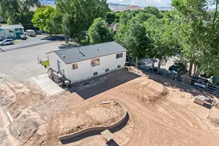 170 N 100 W, Redmond, UT 84652 - Photo 32