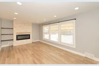 4329 S 275 W, Washington Terrace, UT 84405 - Photo 6