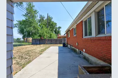 4329 S 275 W, Washington Terrace, UT 84405 - Photo 38