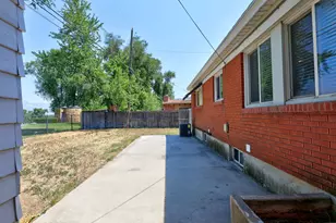 4329 S 275 W, Washington Terrace, UT 84405 - Photo 38