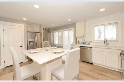4329 S 275 W, Washington Terrace, UT 84405 - Photo 10
