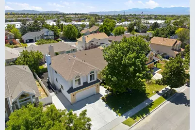 2154 E New Horizon Dr, Sandy, UT 84093 - Photo 68