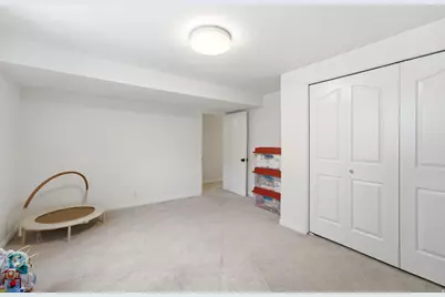 2154 E New Horizon Dr, Sandy, UT 84093 - Photo 48