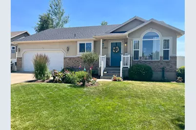 2581 W 1890 N, Clinton, UT 84015 - Photo 2