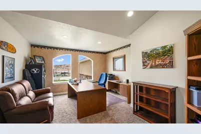 2286 E Cedar Dr, Eagle Mountain, UT 84005 - Photo 4