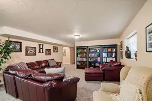 2286 E Cedar Dr, Eagle Mountain, UT 84005 - Photo 20