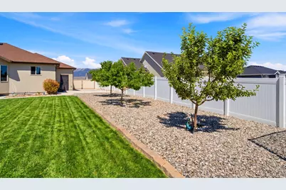 83 S Mustang Ridge Rd, Grantsville, UT 84029 - Photo 24