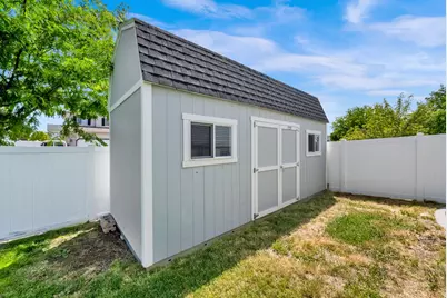 2011 S 2830 W, Syracuse, UT 84075 - Photo 10