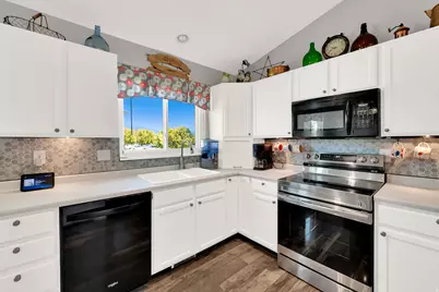 2011 S 2830 W, Syracuse, UT 84075 - Photo 14