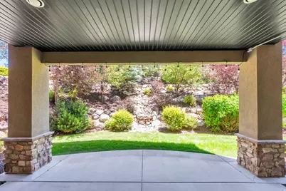 2229 E Viscaya Dr, Draper, UT 84020 - Photo 46