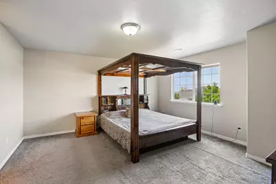 943 W 1140 S, Tooele, UT 84074 - Photo 8