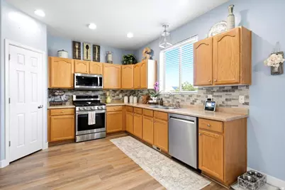 6563 S Grayline Ct W, West Valley, UT 84081 - Photo 8