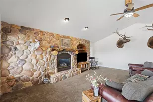 6643 W 5900 S, Hooper, UT 84315 - Photo 4