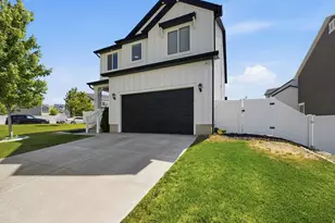 166 N Diamond Back Dr, Saratoga Springs, UT 84045 - Photo 2