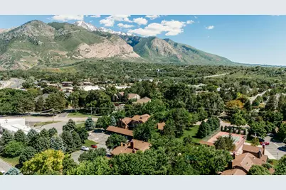 1120 S Canyon Rd E #32, Ogden, UT 84404 - Photo 2