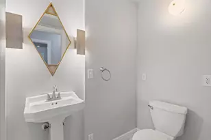 433 W Chase Ln N, Centerville, UT 84014 - Photo 10