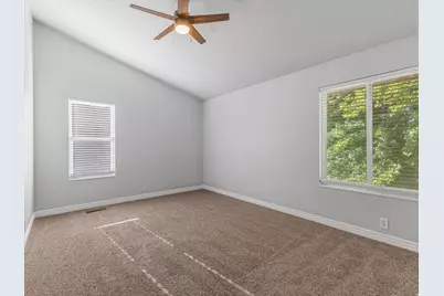 433 W Chase Ln N, Centerville, UT 84014 - Photo 20