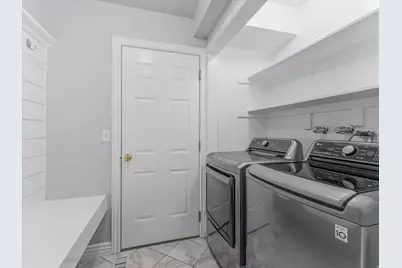 433 W Chase Ln N, Centerville, UT 84014 - Photo 16