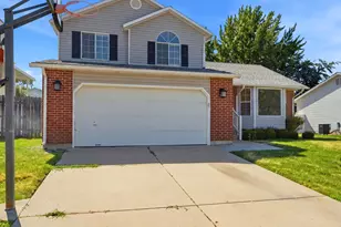 431 W Creekside Ln, Kaysville, UT 84037 - Photo 2