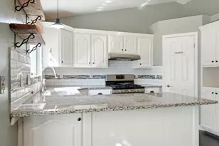 431 W Creekside Ln, Kaysville, UT 84037 - Photo 14