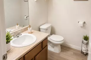 148 N Walton Ct W, North Salt Lake, UT 84054 - Photo 8