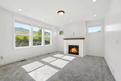 338 S Windy Ridge Dr E, Smithfield, UT 84335 - Photo 16
