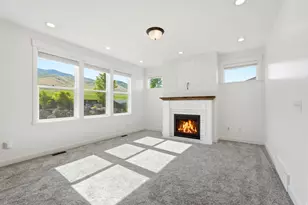 338 S Windy Ridge Dr E, Smithfield, UT 84335 - Photo 16