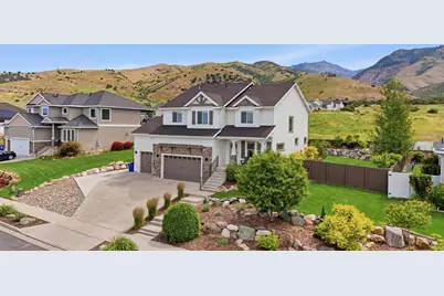 338 S Windy Ridge Dr E, Smithfield, UT 84335 - Photo 4