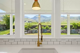 338 S Windy Ridge Dr E, Smithfield, UT 84335 - Photo 14