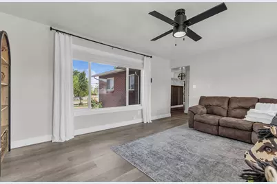 415 S 200 W, Fillmore, UT 84631 - Photo 16