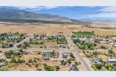 415 S 200 W, Fillmore, UT 84631 - Photo 48