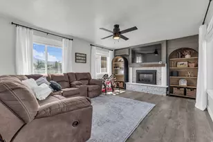 415 S 200 W, Fillmore, UT 84631 - Photo 14