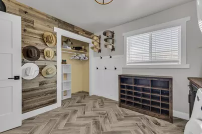 415 S 200 W, Fillmore, UT 84631 - Photo 18