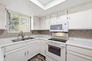 5016 W Shooting Star Ave, West Jordan, UT 84081 - Photo 8